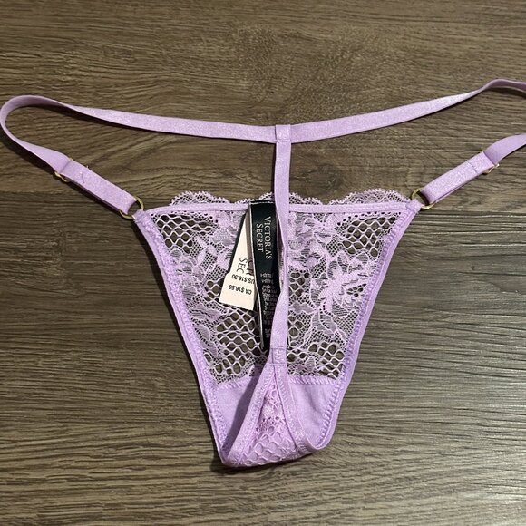 Lace G String - Picture 2 of 3